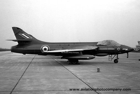 RAF 92 Squadron Hawker Hunter F.6 XE522/D (1961)