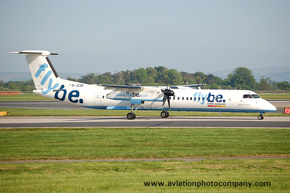 FlyBe DHC-8-402 G-JEDK at Manchester (2007)