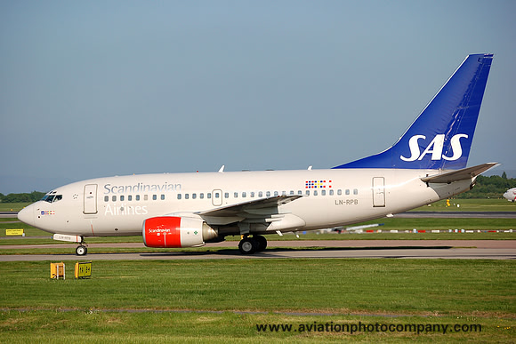 SAS Scandinavian Airlines System Boeing 737-683 LN-RPB at Manchester IAP (2007)