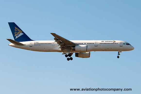 Air Astana Boeing 757-28A P4-MAS (2007)