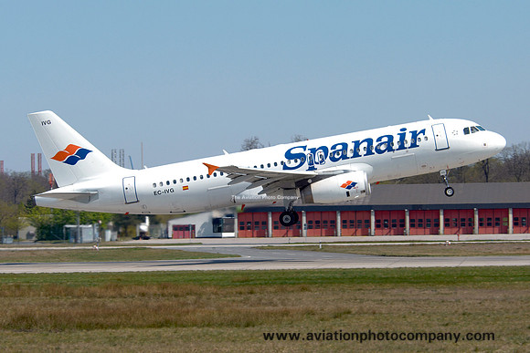 Spanair Airbus A320-232 EC-IVG (2007)