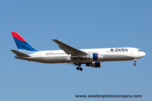 Delta Airlines Boeing 767-332(ER) N179DN (2007)