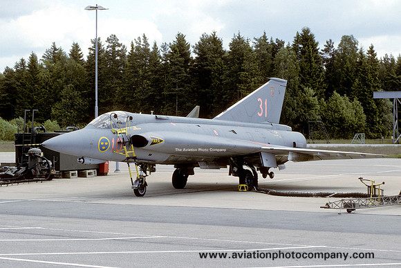 Swedish Air Force F10 SAAB Draken J-35J 35531/31 at Ronneby (1994)