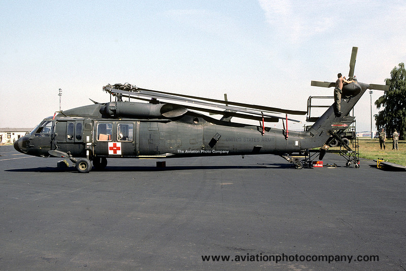 The Aviation Photo Company | Archive | US Army Sikorsky UH-60A ...