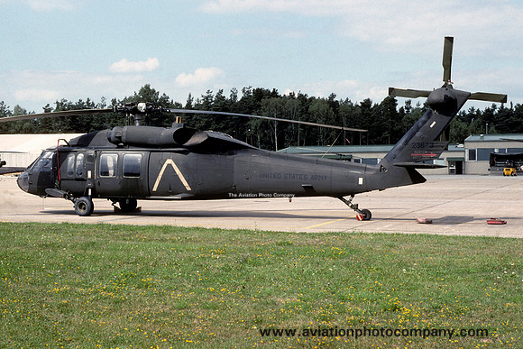 US Army 4/2 ACT Sikorsky UH-60A Blackhawk 82-23673 (1991)