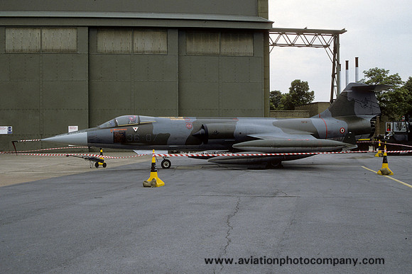 Italian Air Force 36 Stormo Lockheed F-104S Starfighter MM6828/36-07 (1994)