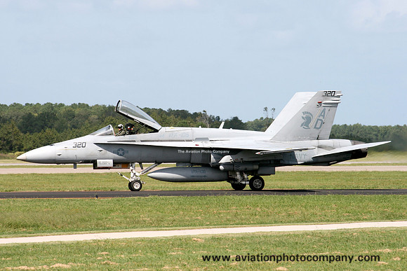 US Navy VFA-106 McDonnell Douglas F/A-18C Hornet 163481/AD-320 at NAS Oceana (2008)