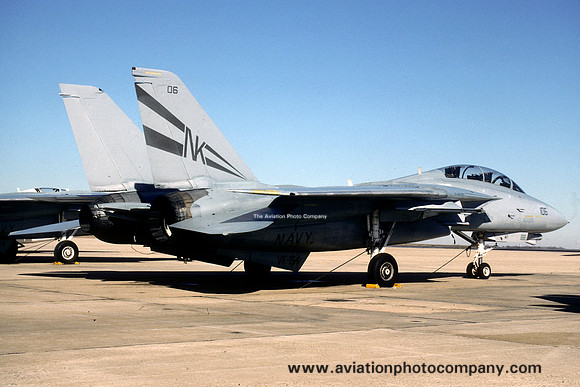 US Navy VF-154 Grumman F-14A Tomcat 160894/NK-106 (1991)