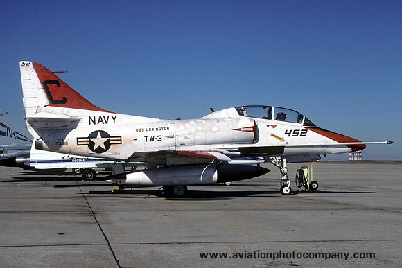 US Navy TW-3 Douglas TA-4J Skyhawk 153518/C-452 (1991)