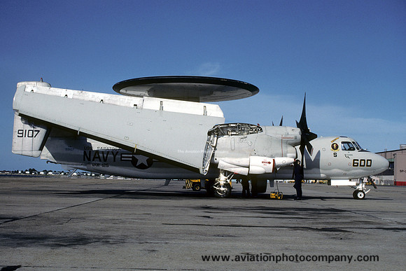 US Navy VAW-125 Grumman E-2C Hawkeye 159107/600 (1991)