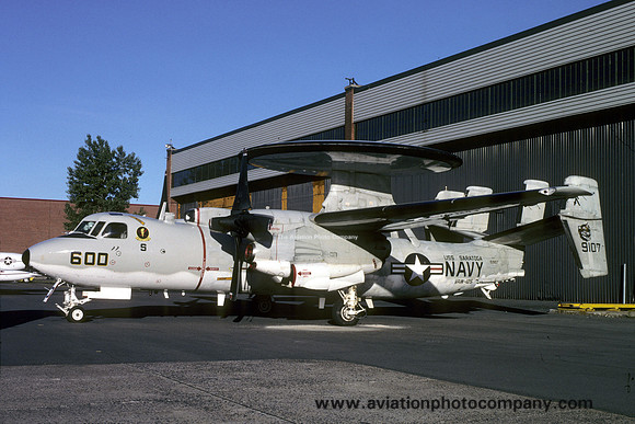 US Navy VAW-125 Grumman E-2C Hawkeye 159107/AA-600 (1991)