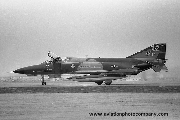 USAF 18 TFW 15 TRS McDonnell RF-4C Phantom 66-0434/ZZ (1973)
