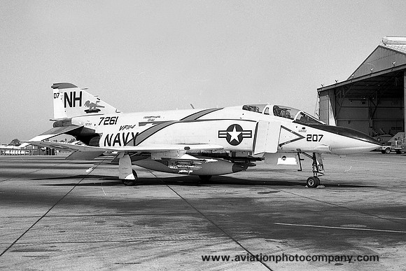 US Navy VF-114 McDonnell F-4J Phantom 157261/NH-207
