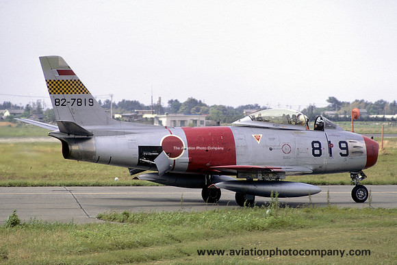 JASDF 1 Hikotai North American F-86F Sabre 82-7819 (1973)