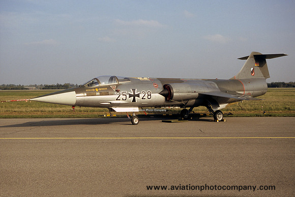 German Air Force JBG32 Lockheed/Fokker F-104G Starfighter 25+28 (2005)