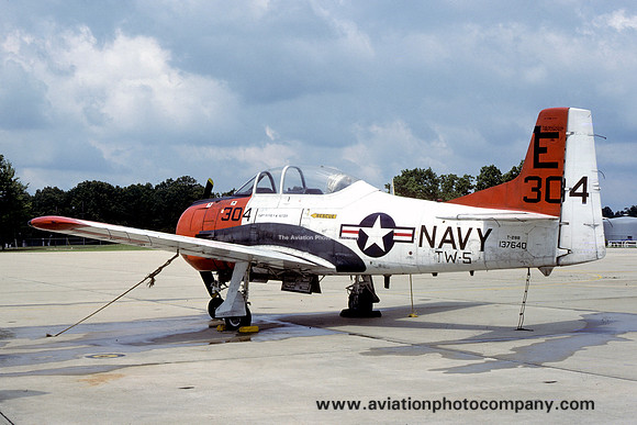 US Navy TW-5 North American T-28B Trojan 137640/E-304 (1979)
