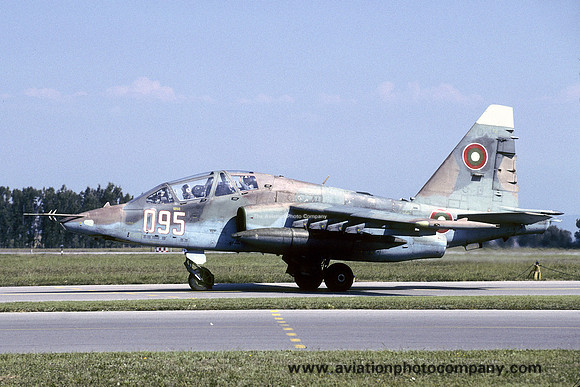 Bulgarian Air Force 22 SAB Sukhoi Su-25UBK Frogfoot 95 (2005)