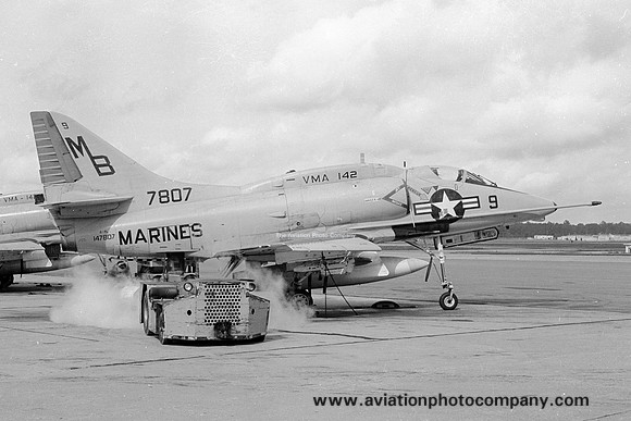 US Marines VMA-142 Douglas A-4L Skyhawk 147807/MB-9 (1974)