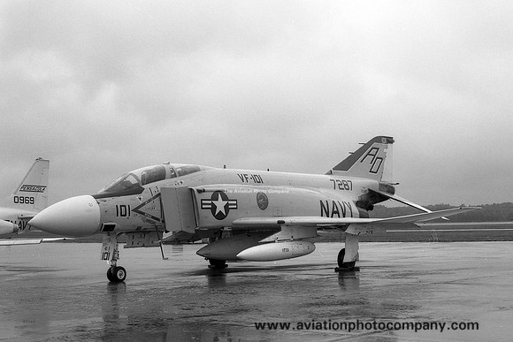 US Navy VF-101 McDonnell F-4J Phantom 157287/AD-101 (1974)