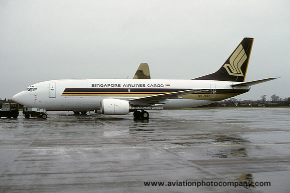 Singapore Airlines Cargo Boeing 737-3M8QC 9V-SQZ (1992)