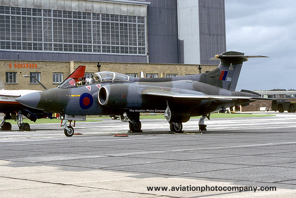 A&AEE Blackburn Buccaneer S.2 XT283 at Boscombe Down (1988)