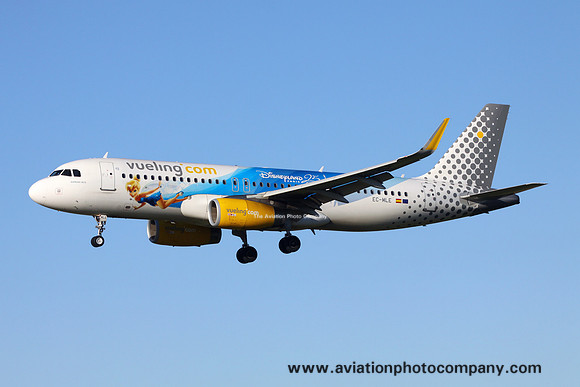 Vueling Airlines Airbus A320-232 EC-MLE (2019)
