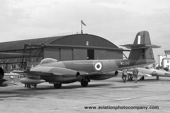 RAF 33 Squadron Gloster Meteor F.8 Wl130 (1959)