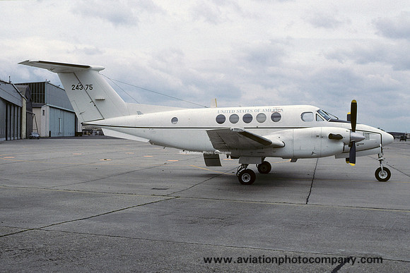 US Army Beech C-12D Huron 84-24375 (2002)