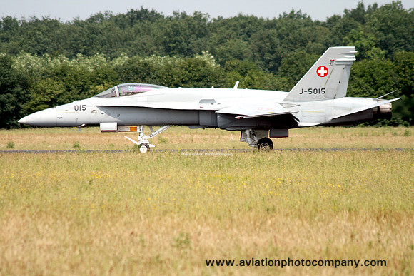 Swiss Air Force McDonnell Douglas F/A-18C Hornet J-5015 (2007)