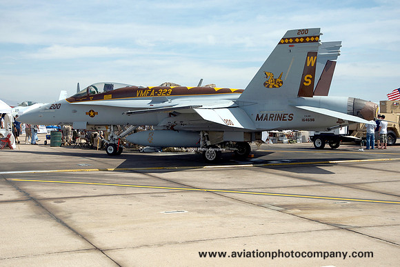 US Marines VMFA-323 McDonnell Douglas F/A-18C Hornet 164698/WS-200 at MCAS Miramar (2008)