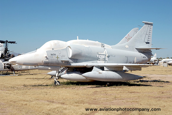 US Marines Douglas A-4M Skyhawk 160262 stored at Davis Monthan (2008)