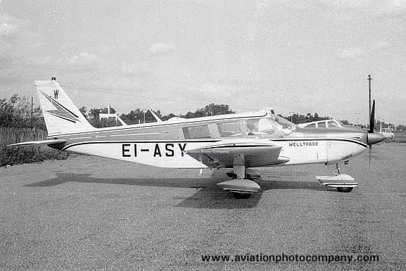 Welltrade Piper PA-32-300 Cherokee Six EI-ASY