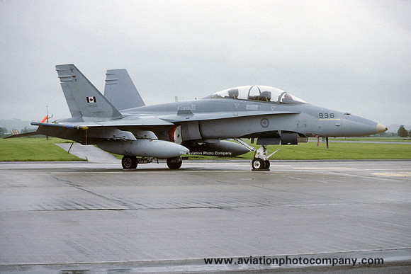 Canadian Air Force 421 Squadron McDonnell Douglas CF-188B Hornet 188936 (1994)
