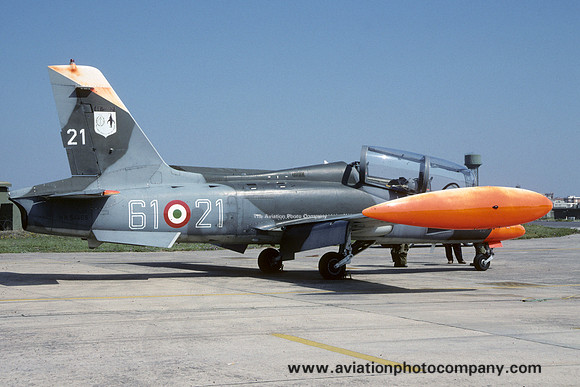 Italian Air Force 61 Stormo Aermacchi MB-339 MM54465/61-21 (1994)