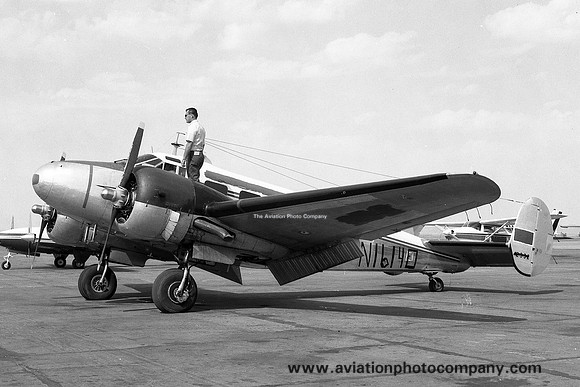 Ex Canadian Air Force Beech D18S (3NM Expeditor) 2332/N16140 (1970)