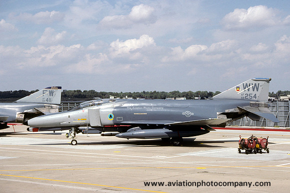 USAF 35 TFW 562 TFS McDonnell F-4G Phantom 69-0254/WW (1991)