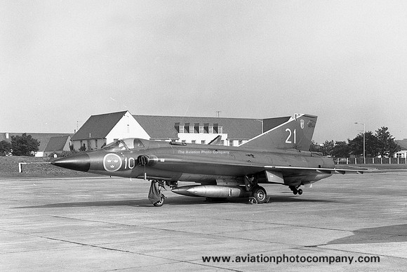 Swedish Air Force F10 SAAB Draken J-35F 35472/21 (1972)
