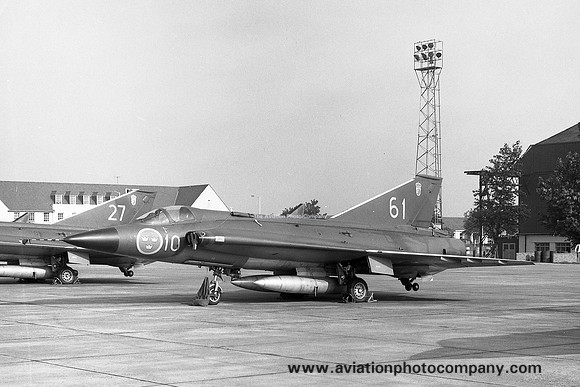 Swedish Air Force F10 SAAB Draken J-35F 35571/61 (1972)
