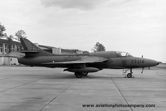 Danish Air Force Esk 724 Hawker Hunter T.53 ET-274 at RAF Leuchars (1971)
