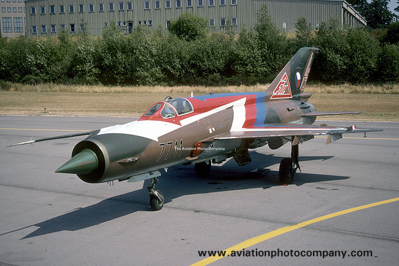 Czech Air Force 11 SLP Mikoyan MiG-21MF 7711 (1994)