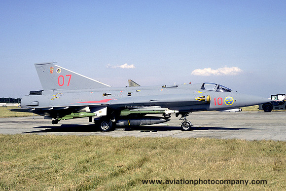 Swedish Air Force F10 SAAB Draken J-35J 35607/07 (1994)