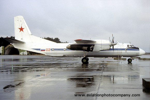 Russian Air Force 226 OSAP Antonov An-26B 02 (1994)