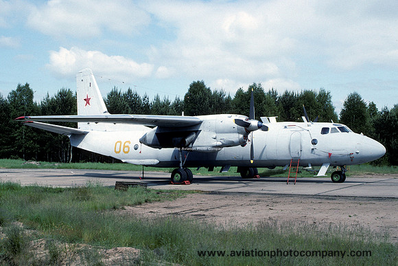 Russian Air Force 226 OSAP Antonov An-26RTR 06 (1994)