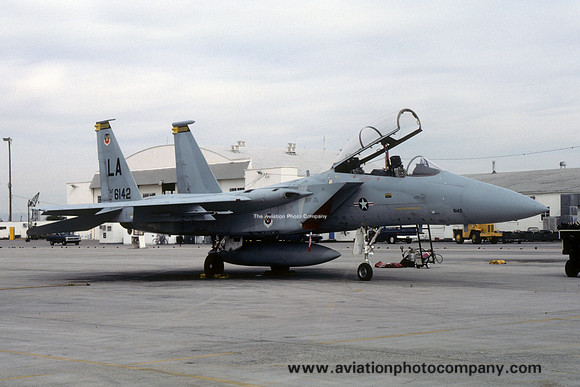 USAF 405 TTW 461 TFTS McDonnell Douglas F-15B Eagle 76-0142/LA (1980)