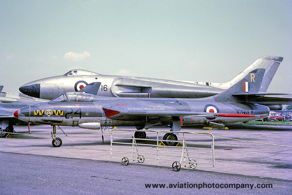RAF 1 SoTT Hawker Hunter F.4 7669M (1970)