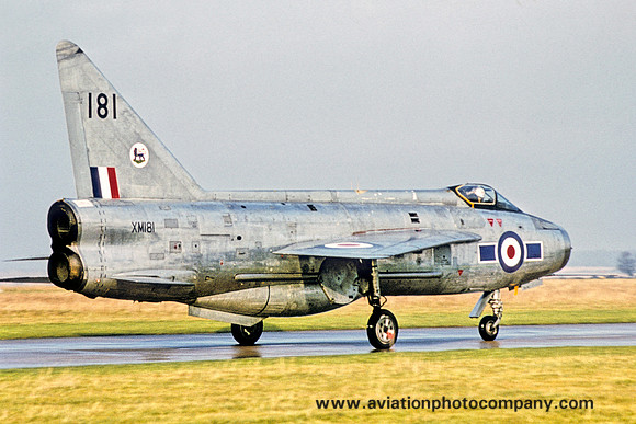 RAF Binbrook TFF English Electric Lightning F.1A XM181 (1972)