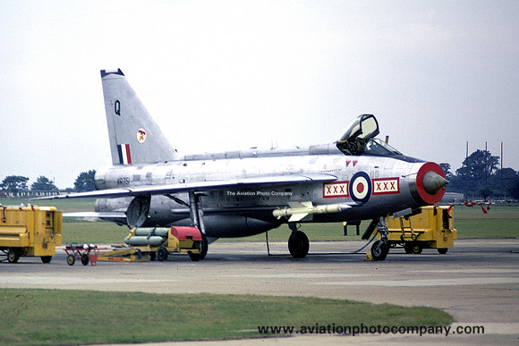 RAF 29 Squadron English Electric Lightning F.3 XR751/Q (1972)