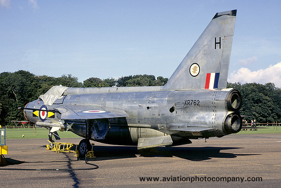 RAF 11 Squadron English Electric Lightning F.6 XR762/H (1971)