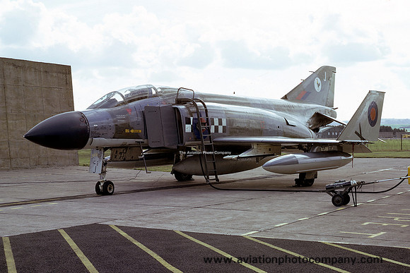 RAF 43 Squadron McDonnell F-4K Phantom FG.1 XT874/J (19740