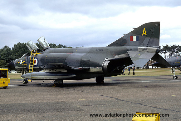 RAF 54 Squadron McDonnell F-4M Phantom FGR.2 XV403/A (1972)